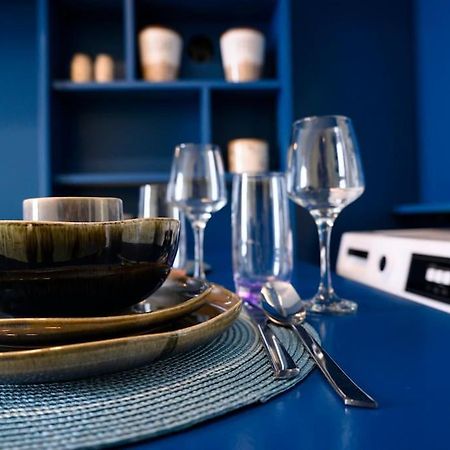 Bluexenia 1 Bedroom Retro Luxury Athens Luaran gambar