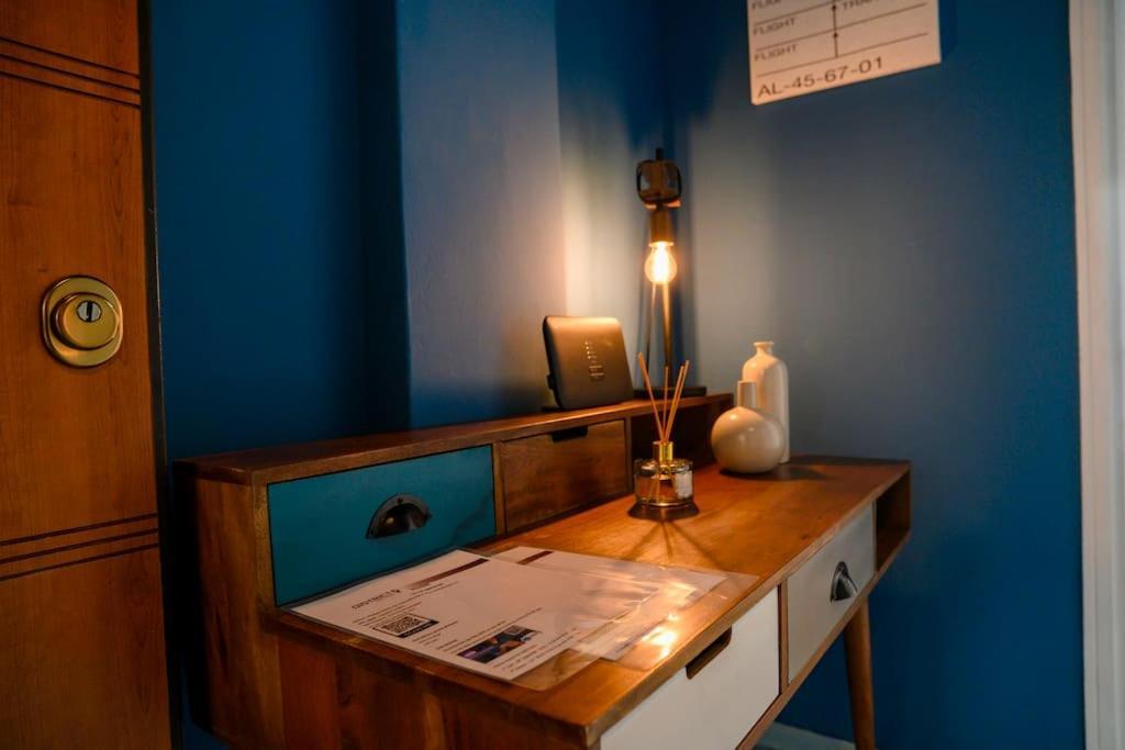 Bluexenia 1 Bedroom Retro Luxury Athens Luaran gambar