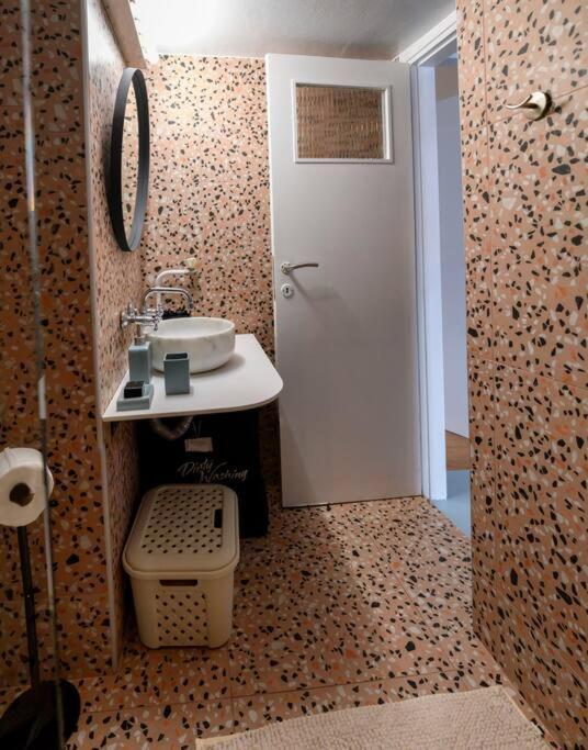 Bluexenia 1 Bedroom Retro Luxury Athens Luaran gambar
